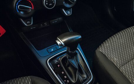 KIA Rio IV, 2018 год, 1 329 000 рублей, 10 фотография