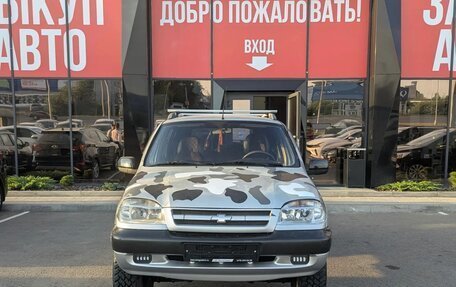 Chevrolet Niva I рестайлинг, 2003 год, 330 000 рублей, 2 фотография