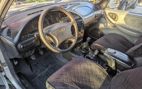 Chevrolet Niva I рестайлинг, 2003 год, 330 000 рублей, 8 фотография