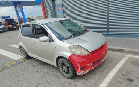 Toyota Passo III, 2004 год, 80 000 рублей, 2 фотография