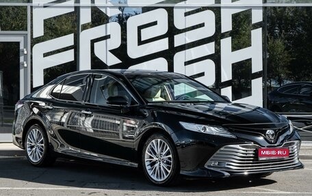 Toyota Camry, 2019 год, 3 150 000 рублей, 1 фотография