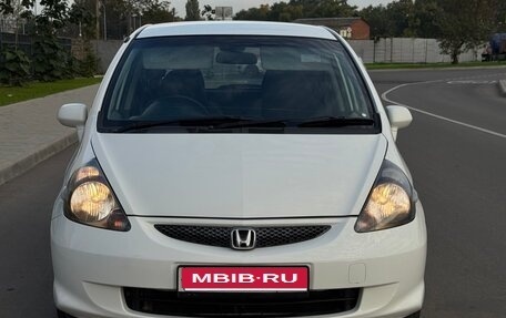 Honda Fit III, 2003 год, 550 000 рублей, 1 фотография