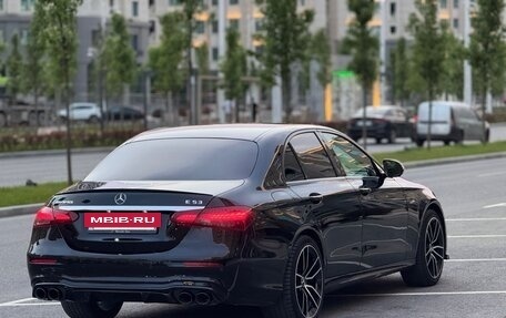 Mercedes-Benz E-Класс, 2021 год, 3 500 000 рублей, 2 фотография