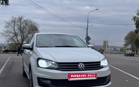 Volkswagen Polo VI (EU Market), 2016 год, 800 000 рублей, 2 фотография