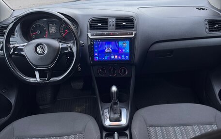Volkswagen Polo VI (EU Market), 2016 год, 800 000 рублей, 6 фотография