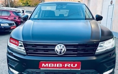 Volkswagen Tiguan II, 2018 год, 2 000 000 рублей, 1 фотография
