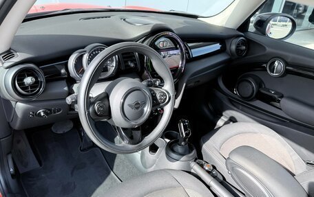 MINI Hatch, 2021 год, 2 490 000 рублей, 10 фотография