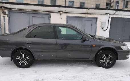Toyota Camry, 2000 год, 635 000 рублей, 9 фотография