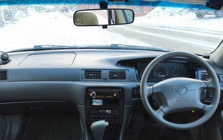 Toyota Camry, 2000 год, 635 000 рублей, 23 фотография