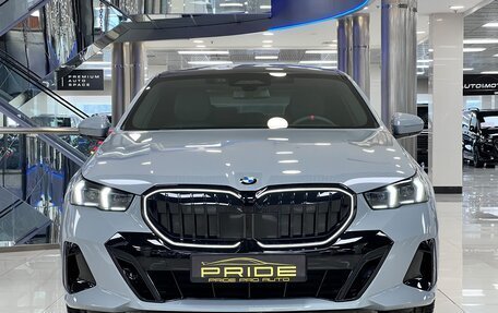 BMW 5 серия, 2025 год, 9 250 000 рублей, 2 фотография
