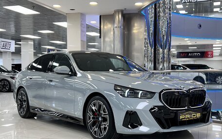 BMW 5 серия, 2025 год, 9 250 000 рублей, 3 фотография