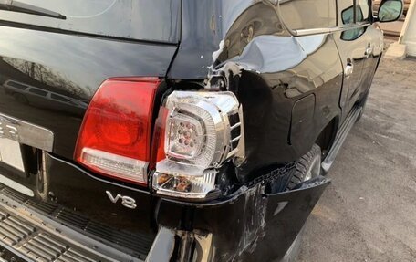 Toyota Land Cruiser 200, 2011 год, 1 150 000 рублей, 6 фотография