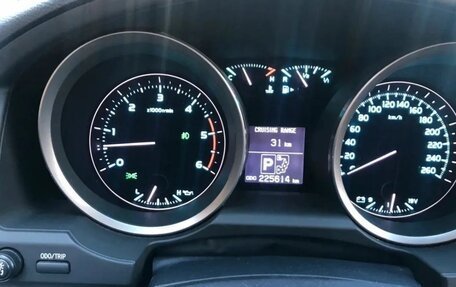 Toyota Land Cruiser 200, 2011 год, 1 150 000 рублей, 19 фотография