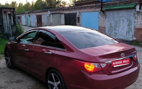 Hyundai Sonata VI, 2011 год, 1 200 000 рублей, 4 фотография