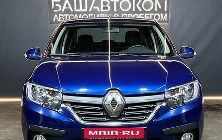 Renault Logan II, 2018 год, 749 000 рублей, 2 фотография