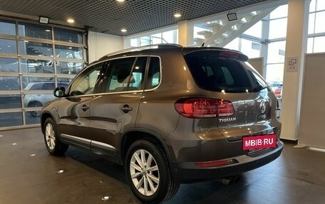 Volkswagen Tiguan I, 2015 год, 1 550 000 рублей, 5 фотография