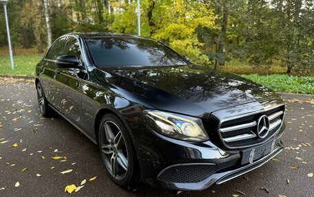 Mercedes-Benz E-Класс, 2020 год, 2 550 000 рублей, 3 фотография