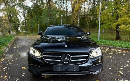 Mercedes-Benz E-Класс, 2020 год, 2 550 000 рублей, 2 фотография