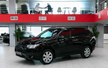 Mitsubishi Outlander III рестайлинг 3, 2013 год, 1 390 000 рублей, 1 фотография