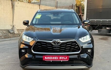 Toyota Highlander, 2026 год, 5 193 100 рублей, 2 фотография