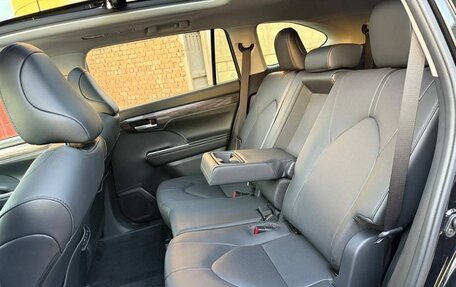 Toyota Highlander, 2026 год, 5 193 100 рублей, 24 фотография