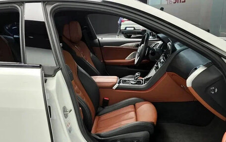 BMW 8 серия, 2023 год, 8 900 000 рублей, 6 фотография