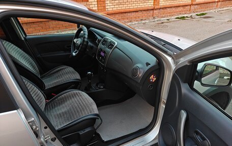 Renault Logan II, 2020 год, 1 090 000 рублей, 17 фотография