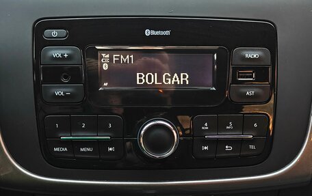 Renault Logan II, 2020 год, 1 090 000 рублей, 13 фотография