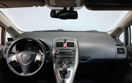 Toyota Auris II, 2009 год, 770 000 рублей, 17 фотография