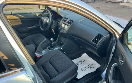 Honda Accord VII рестайлинг, 2004 год, 839 000 рублей, 14 фотография