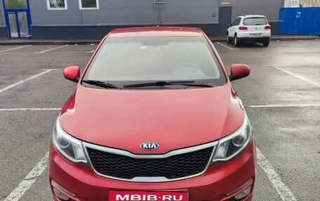 KIA Rio III рестайлинг, 2016 год, 800 000 рублей, 1 фотография