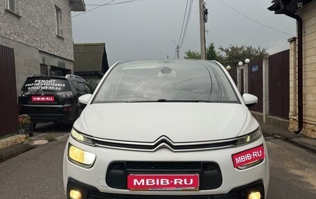 Citroen C4 Picasso II рестайлинг, 2017 год, 960 000 рублей, 1 фотография