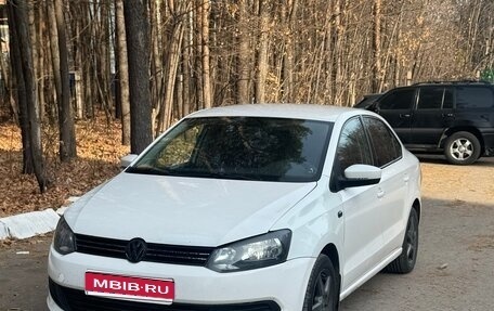Volkswagen Polo VI (EU Market), 2013 год, 490 000 рублей, 1 фотография