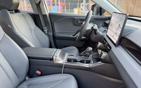 Toyota RAV4, 2026 год, 4 390 000 рублей, 14 фотография