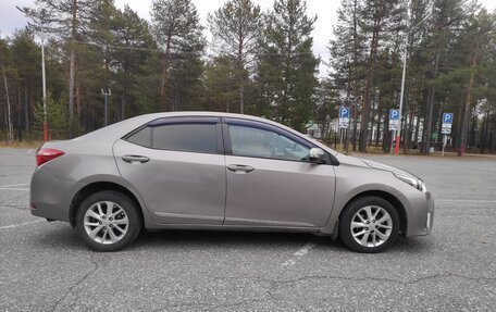 Toyota Corolla, 2015 год, 1 360 000 рублей, 5 фотография