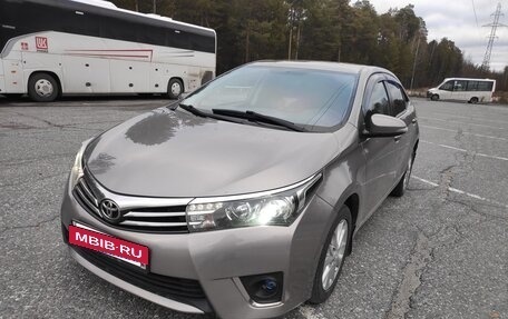 Toyota Corolla, 2015 год, 1 360 000 рублей, 2 фотография