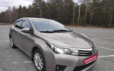 Toyota Corolla, 2015 год, 1 360 000 рублей, 3 фотография