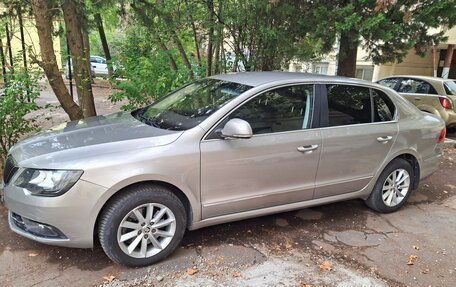 Skoda Superb III рестайлинг, 2013 год, 1 250 000 рублей, 3 фотография