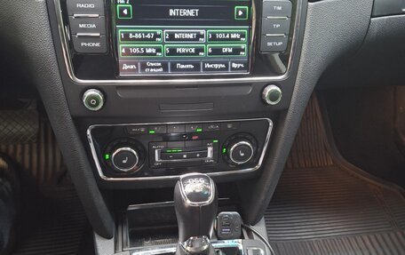 Skoda Superb III рестайлинг, 2013 год, 1 250 000 рублей, 12 фотография