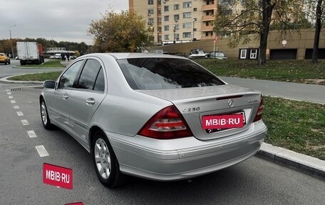 Mercedes-Benz C-Класс, 2005 год, 950 000 рублей, 28 фотография