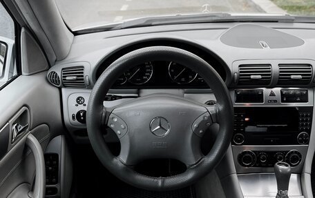 Mercedes-Benz C-Класс, 2005 год, 950 000 рублей, 35 фотография