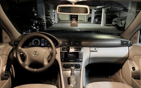 Mercedes-Benz C-Класс, 2005 год, 950 000 рублей, 34 фотография