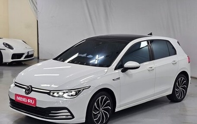 Volkswagen Golf VIII, 2022 год, 2 655 000 рублей, 1 фотография
