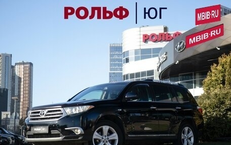 Toyota Highlander III, 2012 год, 1 638 000 рублей, 1 фотография