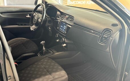 KIA Rio IV, 2018 год, 1 179 000 рублей, 16 фотография