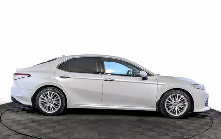 Toyota Camry, 2020 год, 3 190 000 рублей, 4 фотография