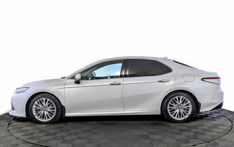 Toyota Camry, 2020 год, 3 190 000 рублей, 8 фотография