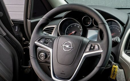 Opel Astra J, 2010 год, 546 000 рублей, 19 фотография