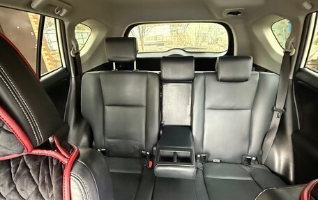 Toyota RAV4, 2017 год, 3 000 000 рублей, 14 фотография