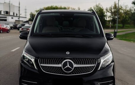 Mercedes-Benz V-Класс, 2020 год, 5 500 000 рублей, 10 фотография